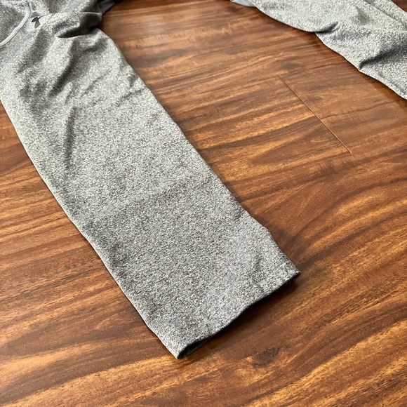 Nike & Under Armour | BUNDLE Nike hoodie and UA heatgear compression leggings XL - Picture 10 of 10